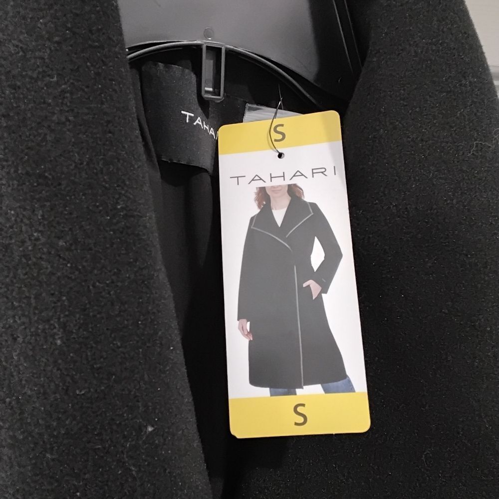 Tahari Black Women's Belted Coat - Picture 3 of 4